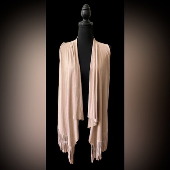 Pink Rose: Tan Vest with Fringed Trim - Picture 7 of 17
